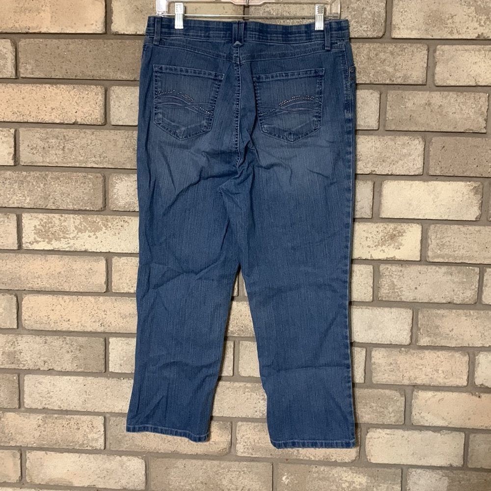 3for$20 ankle cropped size 10 - Picture 3 of 5